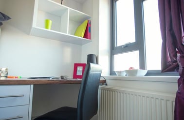 Lower Road, Surrey Quays, London - Image 2